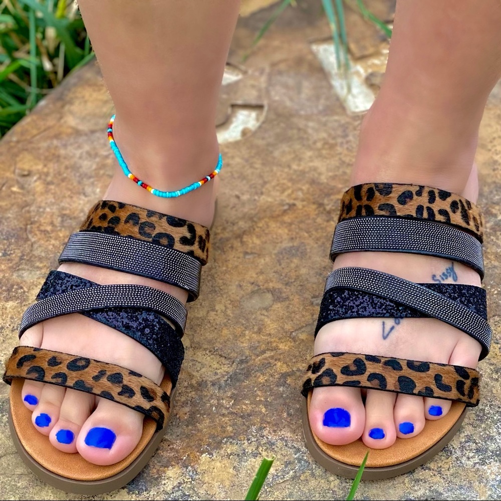 Leopard Glitter Sandals - Picture 8 of 12
